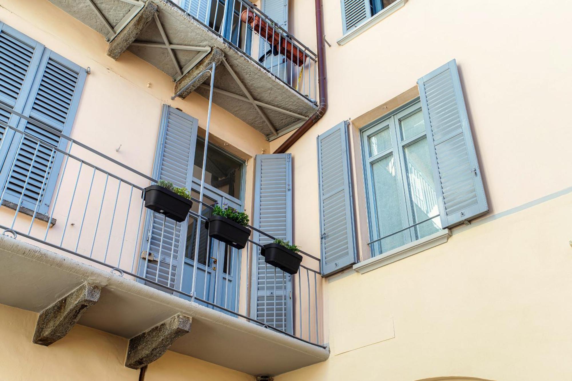 Vittorio Emanuele Apartment - Downtown Комо Екстер'єр фото